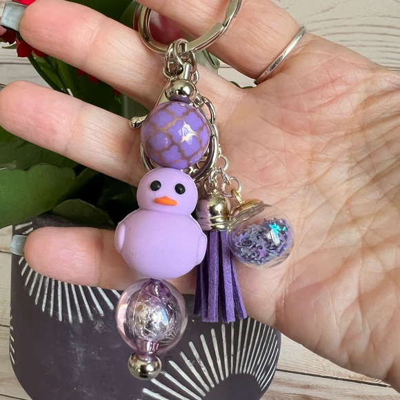 Handmade Rubber Duck Beaded Key Chain / Bag Charm - Disney Doora… - Picture 3 of 9